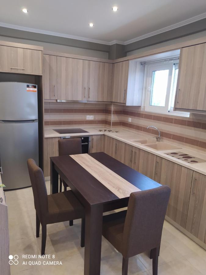 Just Constructed! Villa Gastouni ภายนอก รูปภาพ